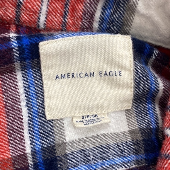 AEO AMERICAN EAGLE Red White Soft Plaid Flannel Button Up Shirt Size Small - Picture 5 of 6